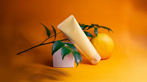 Product Photography Specialization: Lighting, Styling, and Storytelling